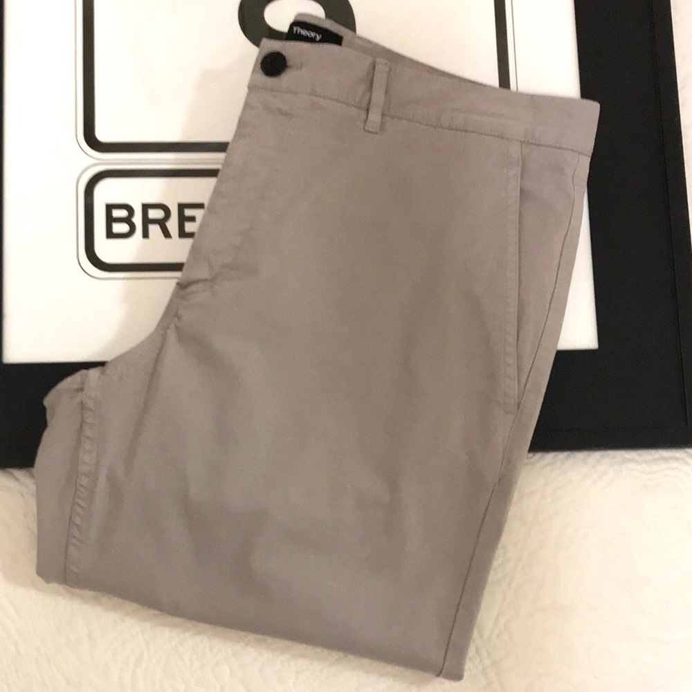 Theory Brewer Men’s Chinos 33x32